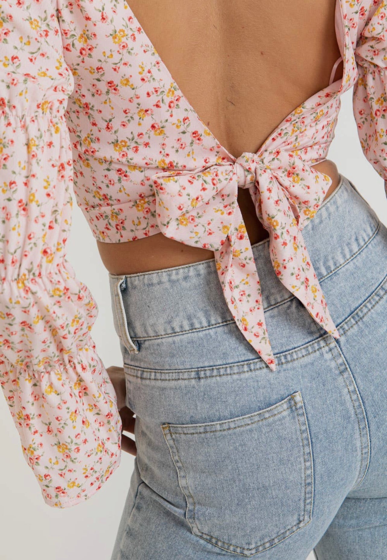 Bianca Floral Crop